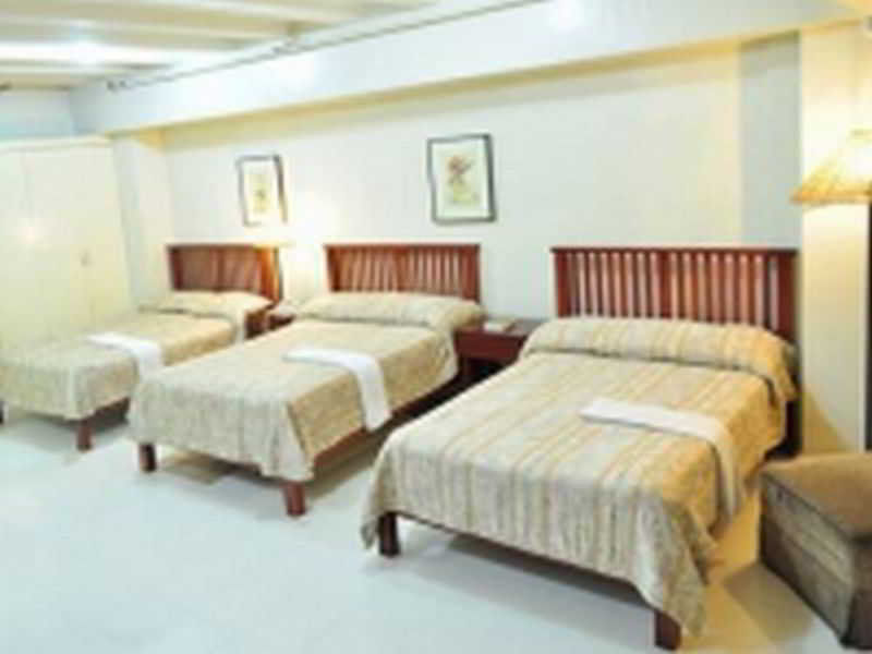 Oyo 103 Artina Suites Hotel Makati City Dış mekan fotoğraf
