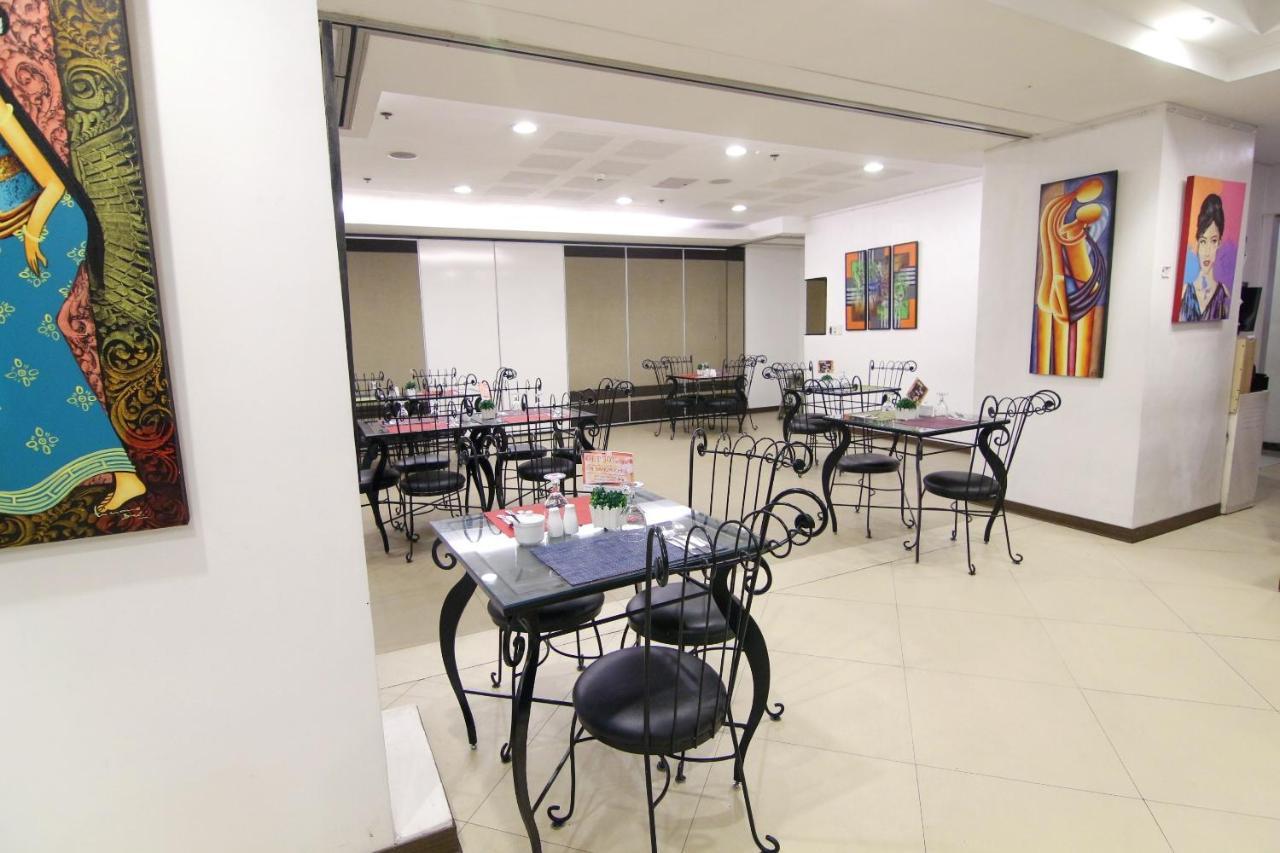 Oyo 103 Artina Suites Hotel Makati City Dış mekan fotoğraf