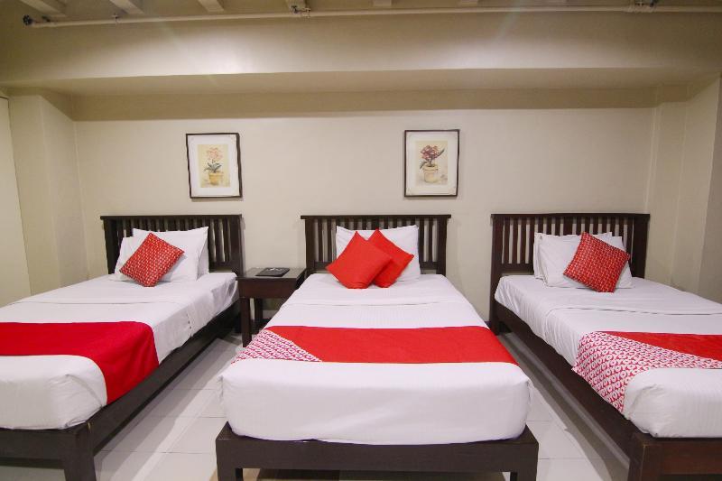 Oyo 103 Artina Suites Hotel Makati City Dış mekan fotoğraf