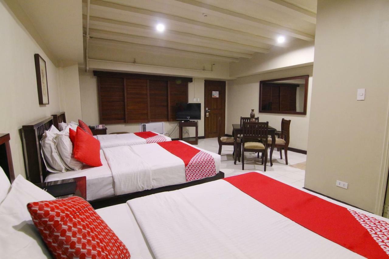 Oyo 103 Artina Suites Hotel Makati City Dış mekan fotoğraf